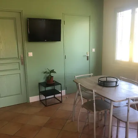 Hébergement de vacances Les Pruniers Mezel (Alpes-de-Haute-Provence)